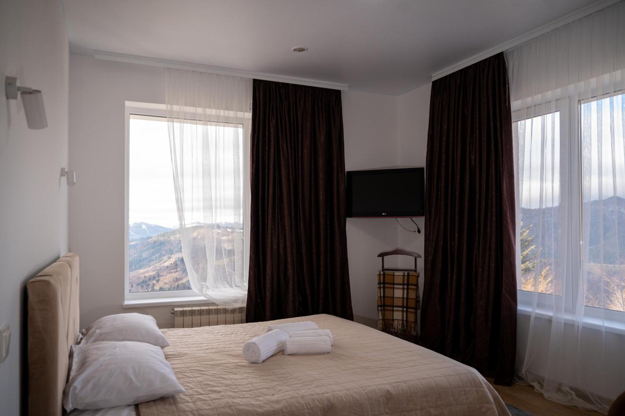Kamyanka Hotell Mizhhirya  Exteriör bild